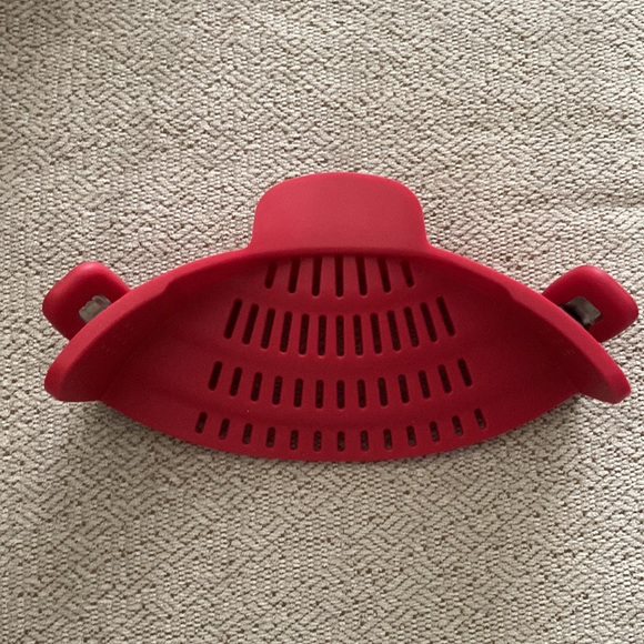 Snap’N Strain - The Ultimate Pot Strainer - Picture 4 of 4